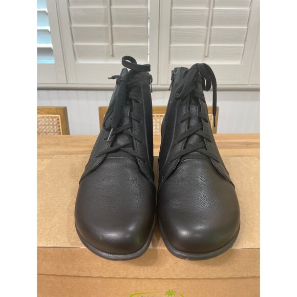 Naot Patu Boots Black Soft Leather Size 6 US 37 EU NIB Comfy Arch Support - Picture 5 of 13